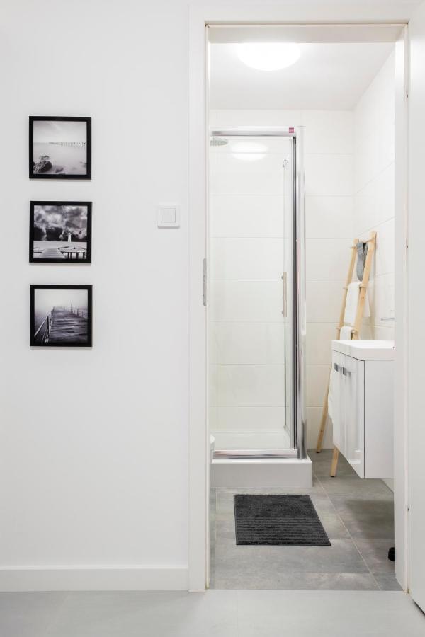 Cristine Apartment Варшава Екстер'єр фото