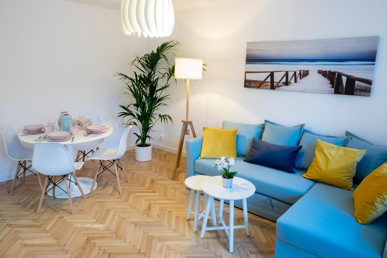 Cristine Apartment Варшава Екстер'єр фото