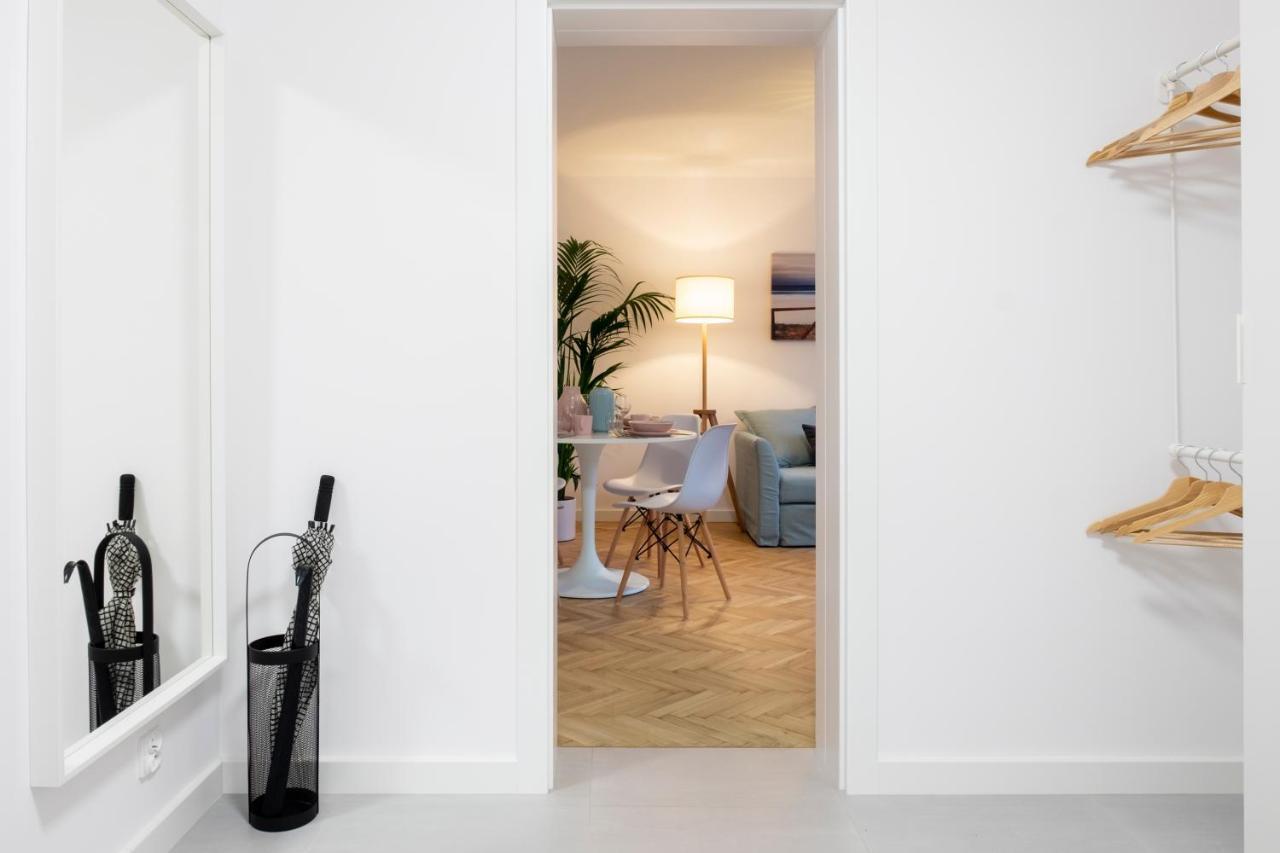 Cristine Apartment Варшава Екстер'єр фото