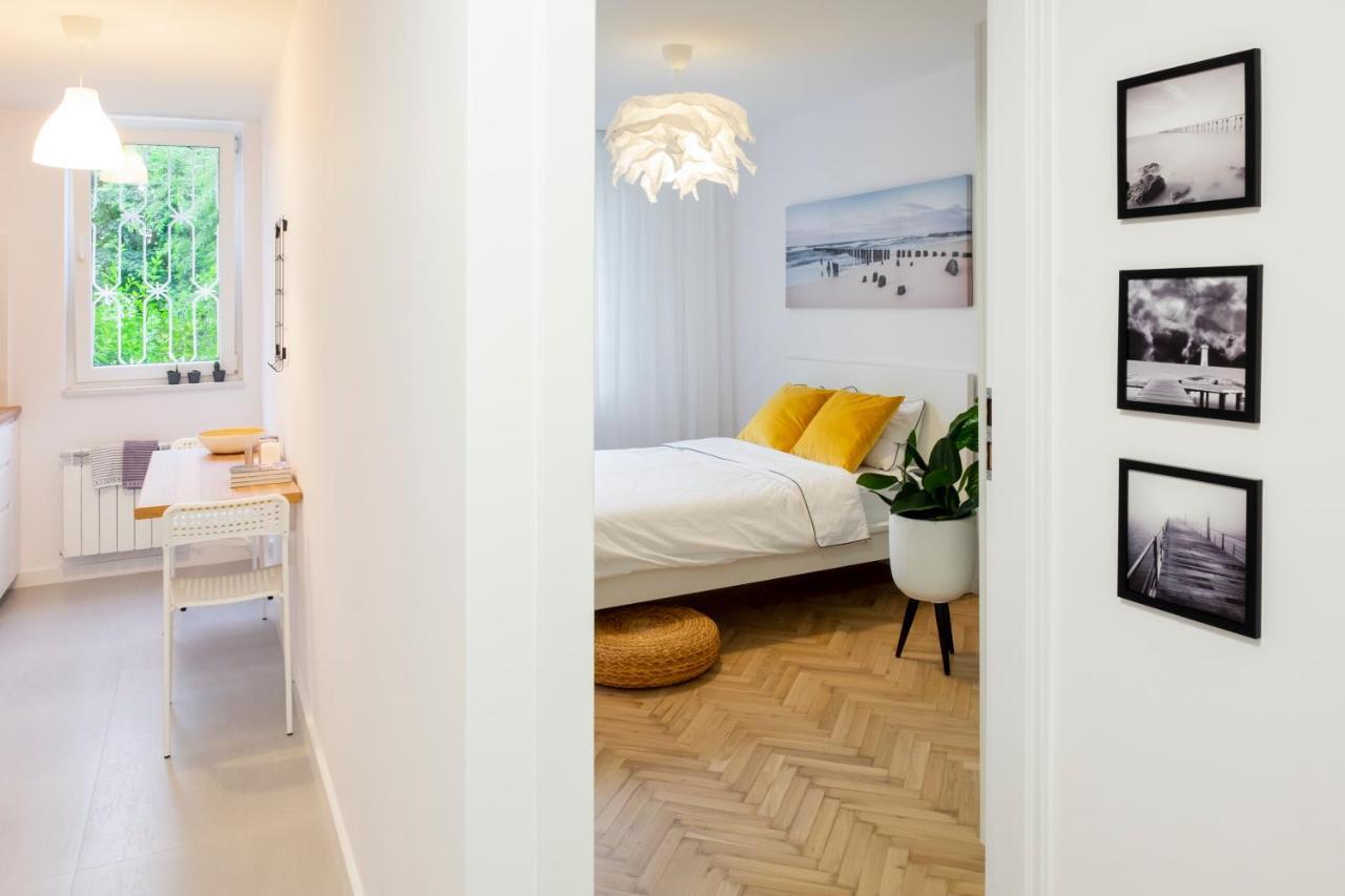 Cristine Apartment Варшава Екстер'єр фото